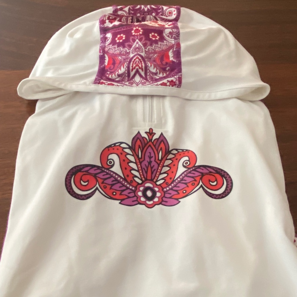 Athleta 1/4 zip pullover with thumb holes